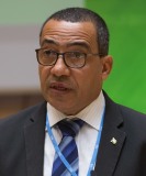 Carlos Vila Nova Carlos Vila Nova